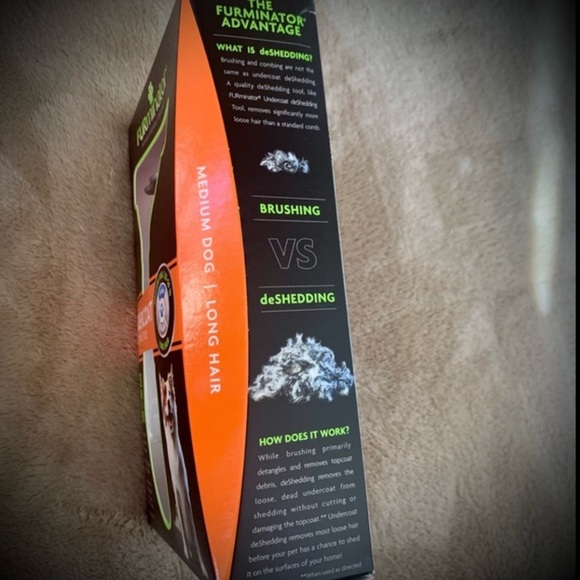 Furminator Undercoat Deshedding Tool Dog Grooming Brush NEW!!!! - Picture 3 of 3